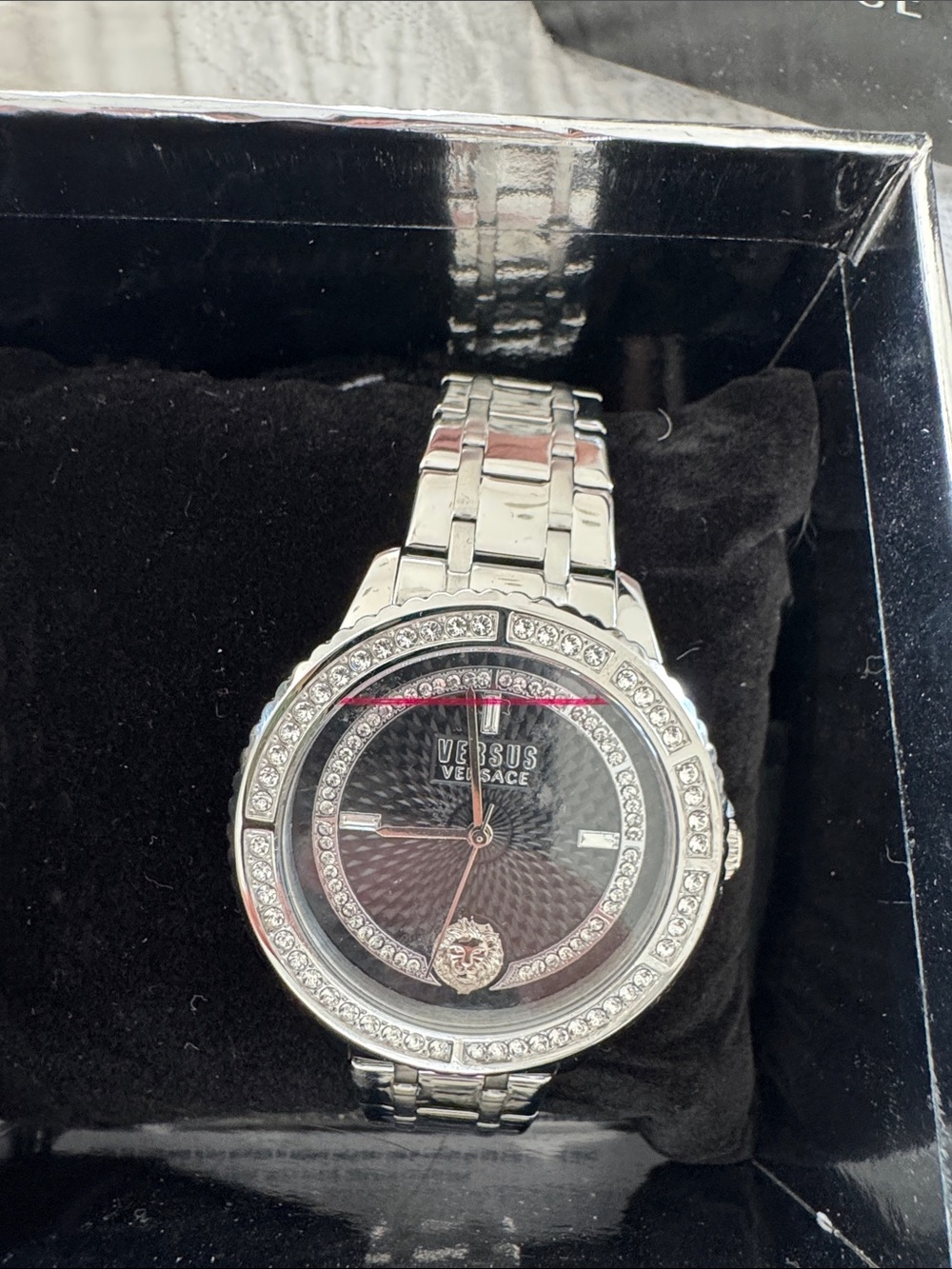 NWT Versus Versace Crystal Bezel Watch — Style VSPLM1319